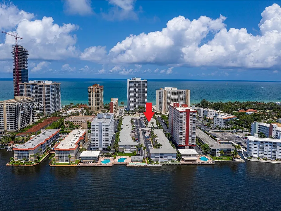 3131 S Ocean Dr #110
