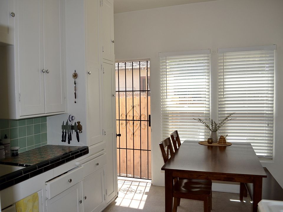 1st image of 2313 Lincoln Ave #0