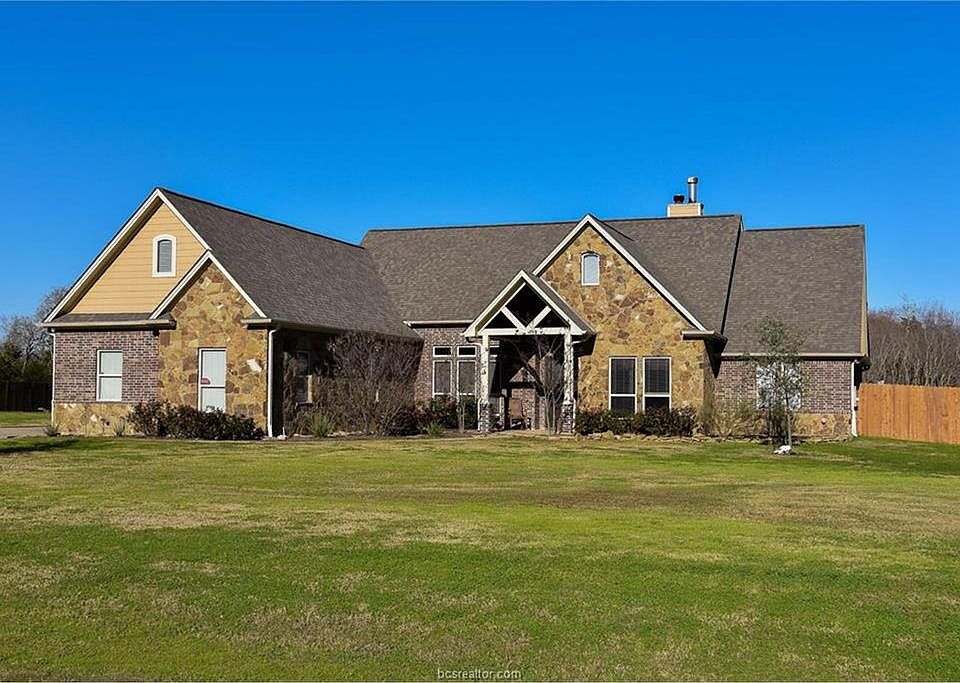 1st image of 16375 Field Stone Ln