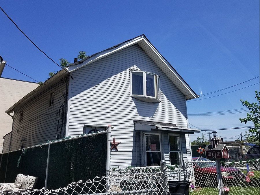 1st image of 10 Wygant Pl