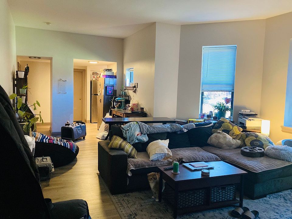 1st image of 1110 Sheffield St #101