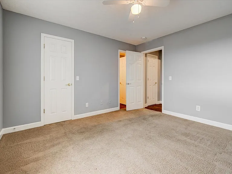 Cross Lake Apartments — Photo 166