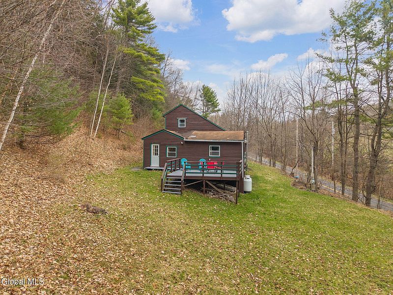 3rd image of 777 Ecker Hollow Road