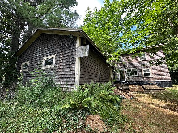 4th image of 386 Branch Mills Road