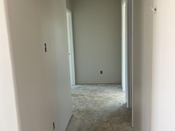 4th image of 125 S 23rd Ave