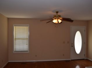 1150 Doak Rd UNIT B1-B-1, Manchester, TN 37355