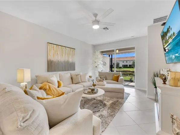 2543 Vine AVE, NAPLES, FL 34120