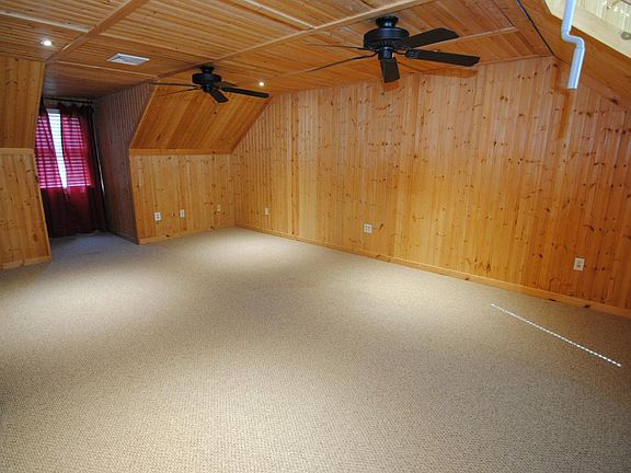 4th image of 9 Albury Stone Cir #U-221