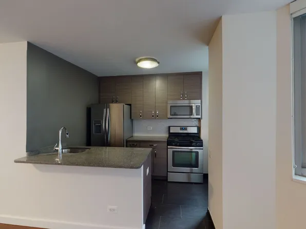 401 East 34th Street image 2 of 9