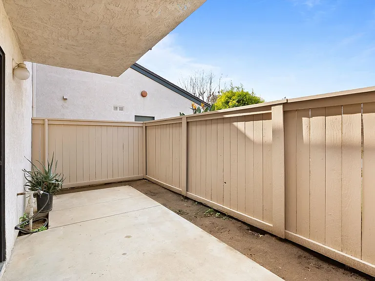 Parkview Palms Apartments- Riverside, CA — Photo 28