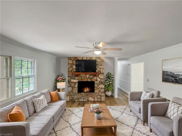 6980 Kenbridge Dr, Clemmons, NC 27012