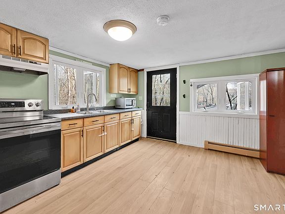 5th image of 4 Whalehead Road