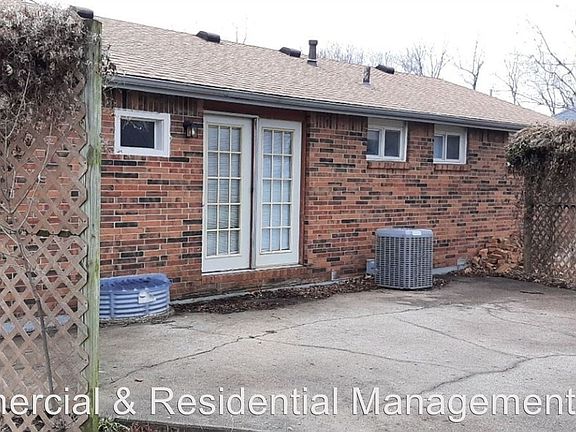 2nd image of 637 N Morse Ave