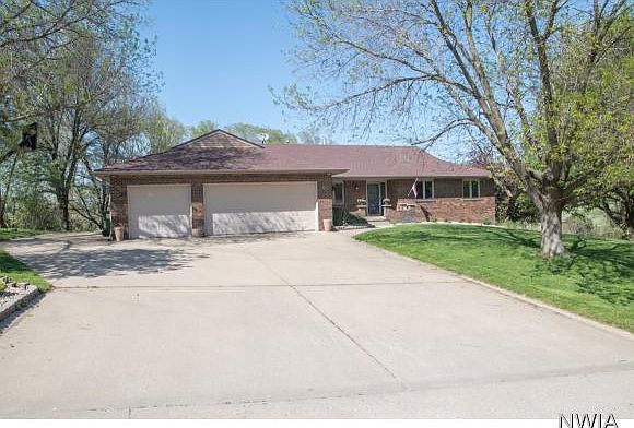 1st image of 25 Heritage Pl