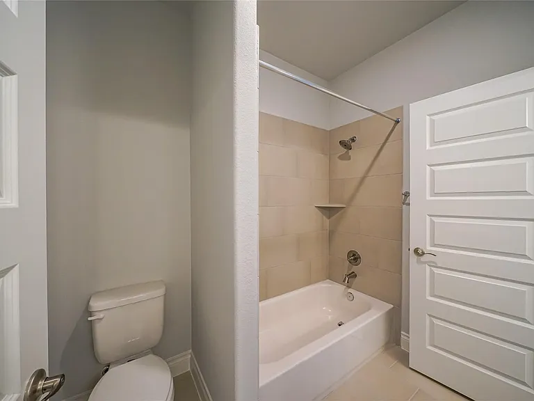 11803 Dalhousie Dr — Photo 38