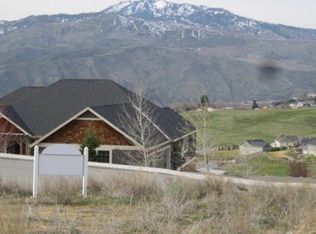 59 W Mountain Brook Ln, Wenatchee, WA 98801