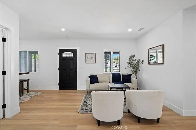 856 Newton St #856 — Photo 8