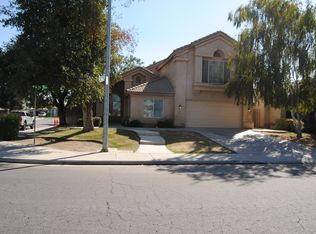 10101 Saint Albans Ave, Bakersfield, CA 93311
