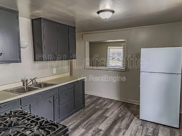 709 N Union St — Photo 12