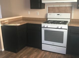 14324 Somerset Dr, Mojave, CA