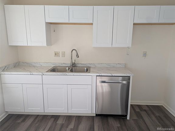 3rd image of 3256 Troy Street