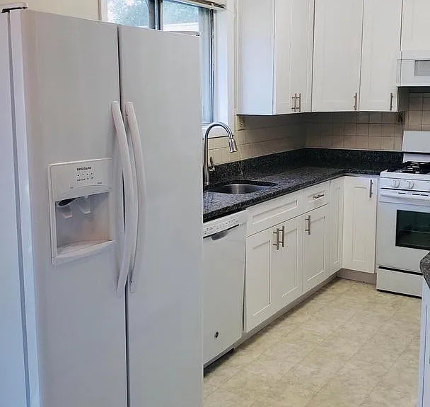 13000 Arctic Ave — Photo 5