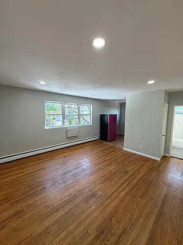 36 Smith St #B3 Photo 1