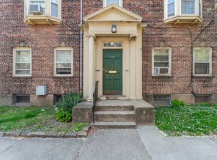 557 Wilmot Ave APT 3, Bridgeport, CT 06607