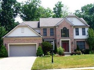 3257 Crown Pointe Dr, Stow, OH