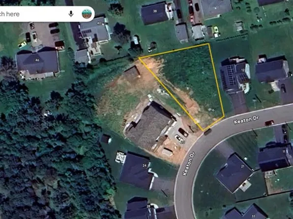 16 Keaton Dr, Charlottetown, PE C1E 3M6
