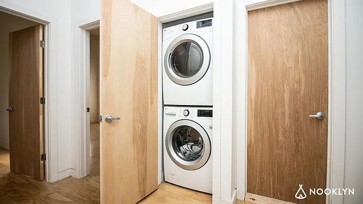 Rented by Nooklyn NYC LLC | media 24