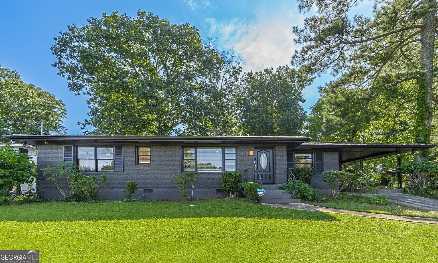 2658 Rockcliff Rd photo 1