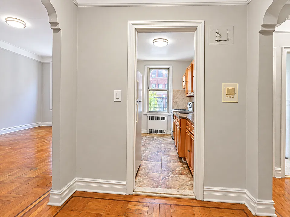 1205 Avenue R #1C