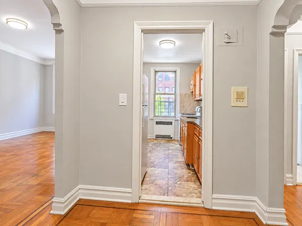 1205 Avenue R APT 1C, Brooklyn, NY 11229