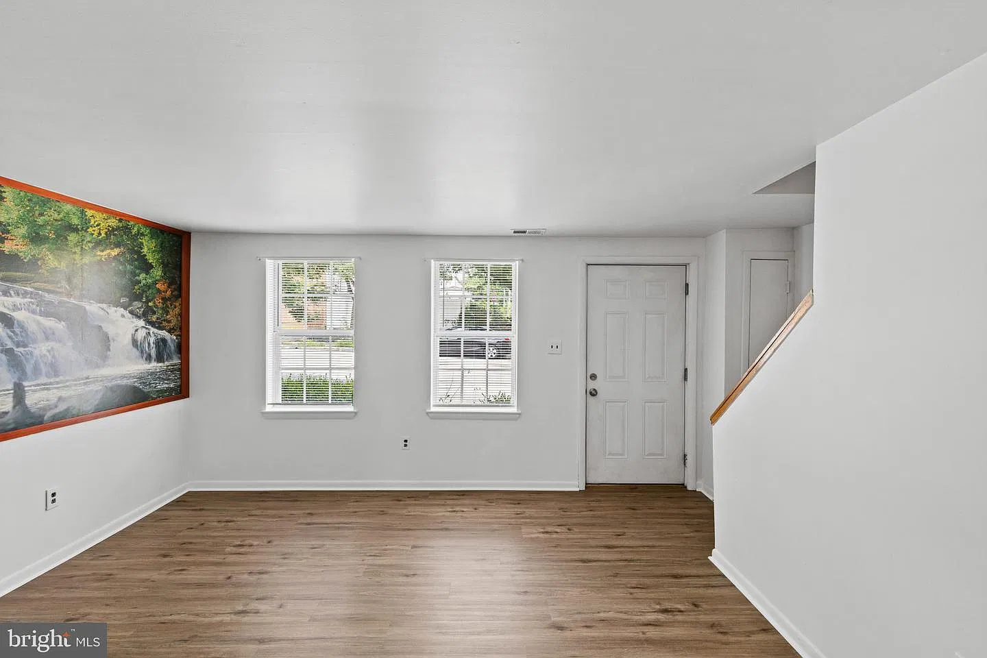 3 bed, 1017 sqft, $1,600 — Photo 4