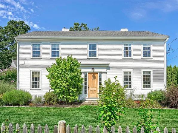 278 Main St, West Newbury, MA 01985