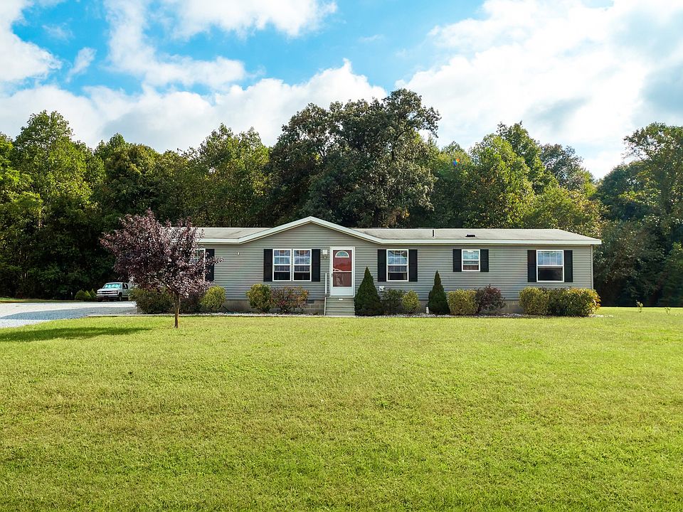 1st image of 446 Pleasant Pine Cir