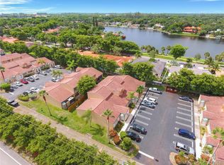 6974 NW 166th Ter, Miami Lakes, FL 33014