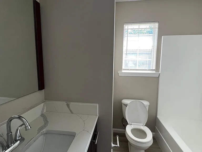119 Kentshire Ln — Photo 12
