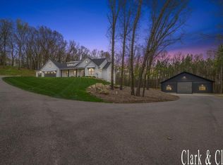 10678 Kissing Ridge Dr SE, Lowell, MI 49331