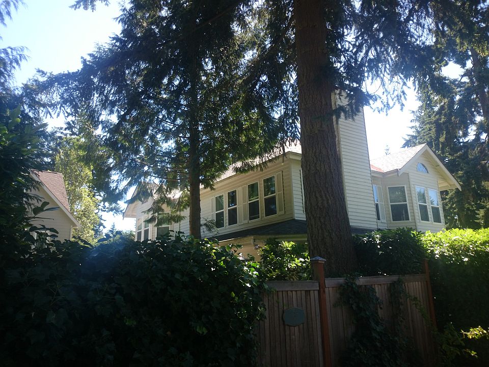 2nd image of 137 NW 145th St