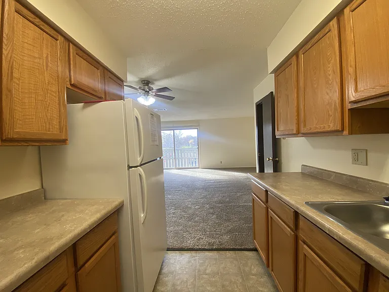 Kimberly Club Apartments — Photo 189