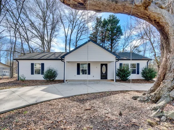 7 W 2nd St, Williamston, SC 29697