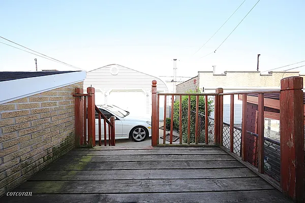 Rented by Corcoran | media 25