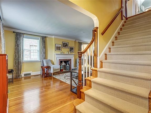 4th image of 3903 Park Ave