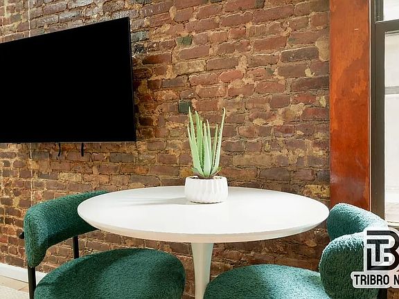 3rd image of 47 Market St APT 5A