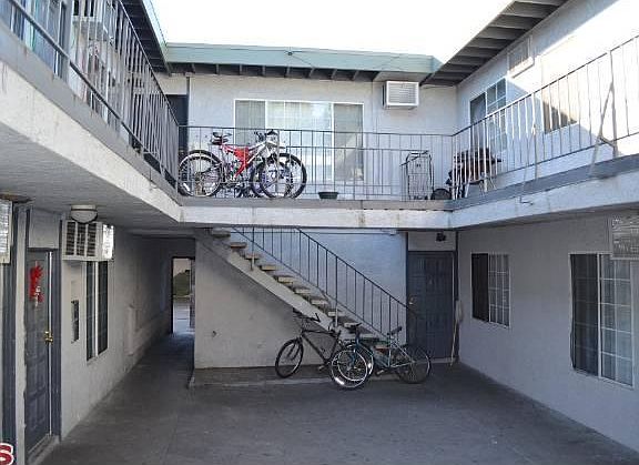 3rd image of 9035 Orion Ave