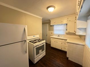 124 E Fairview Ave, South Bend, IN