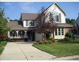 1st image of 5716 Versailles Ave