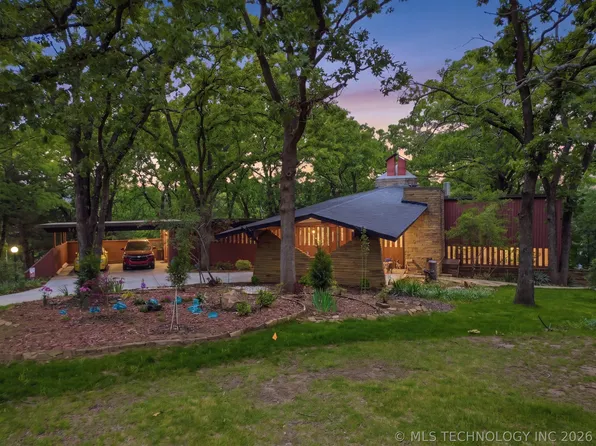 3400 Wildwood Ct, Bartlesville, OK 74006